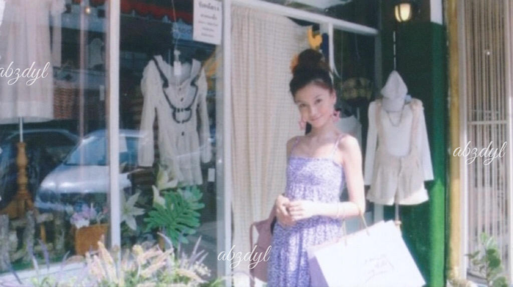 angelababy*杨颖2009年baby在泰国曼谷旅行✈️
