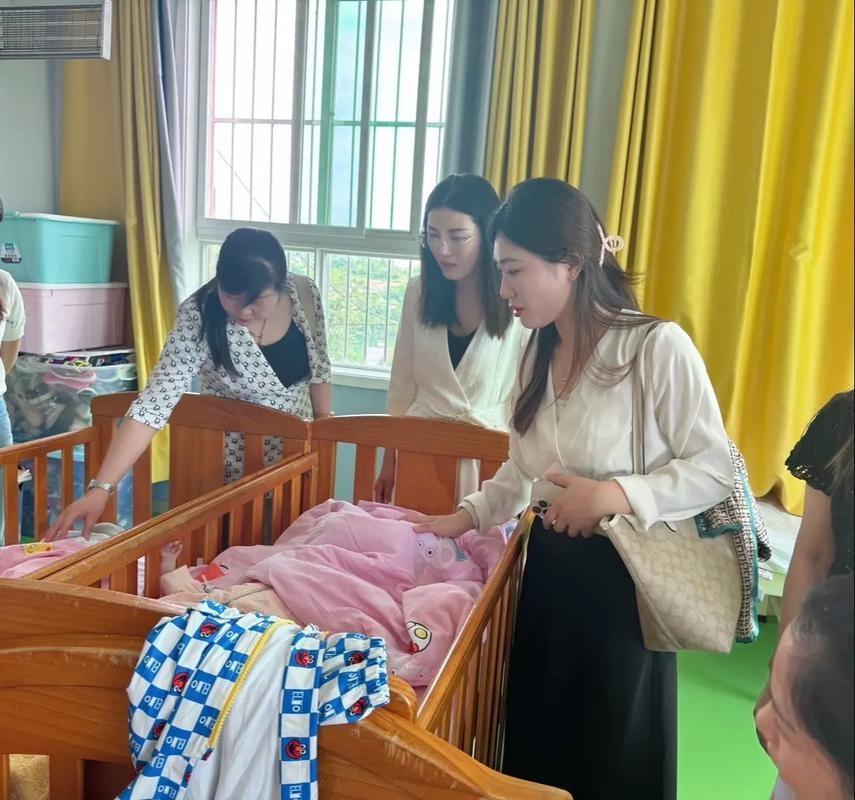 知道为什么中国禁止美国再收养中国孤儿了吧，有分析称，美国人不养自己国家的流浪孩子