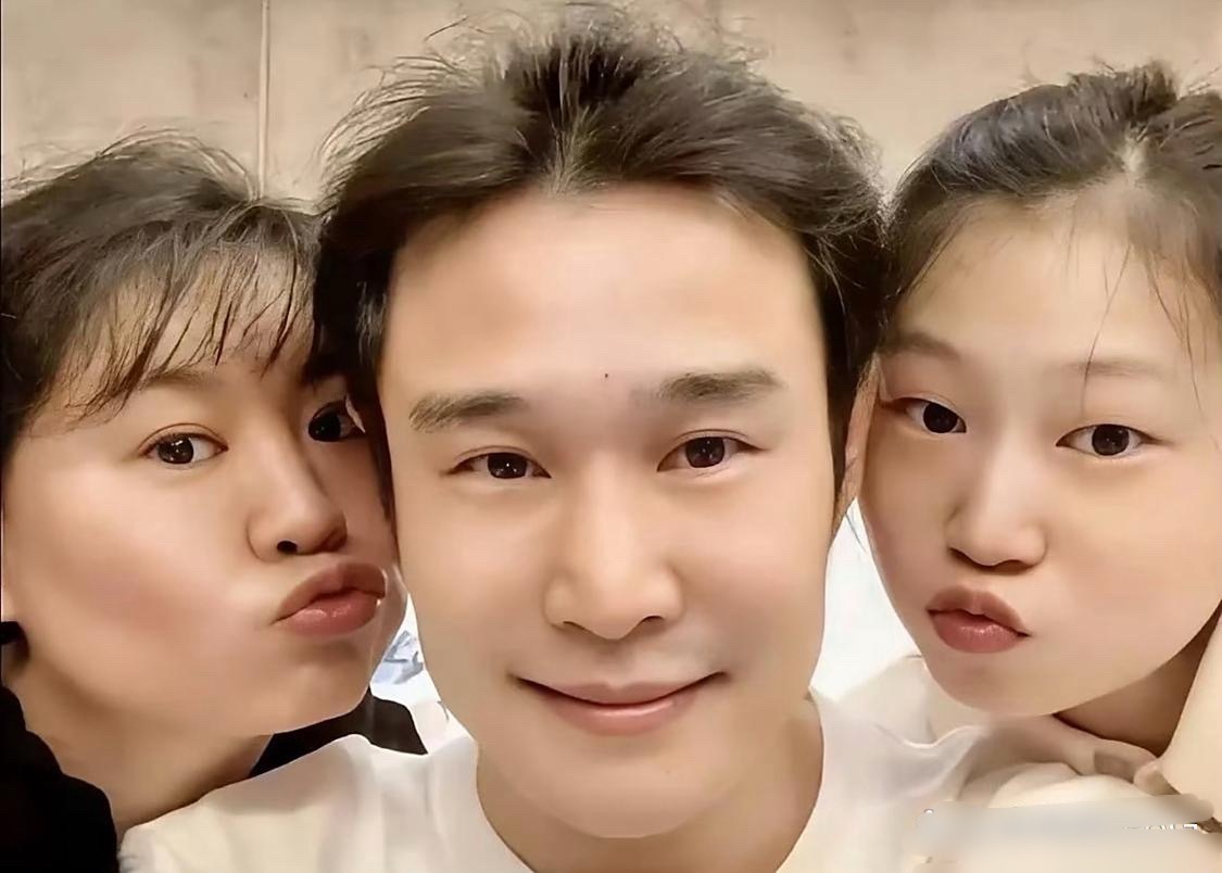 两口子谁嘎过双眼皮没告诉女儿？？不过沈佳润的单眼皮太适合韩妆了挺喜欢这小姑娘的，