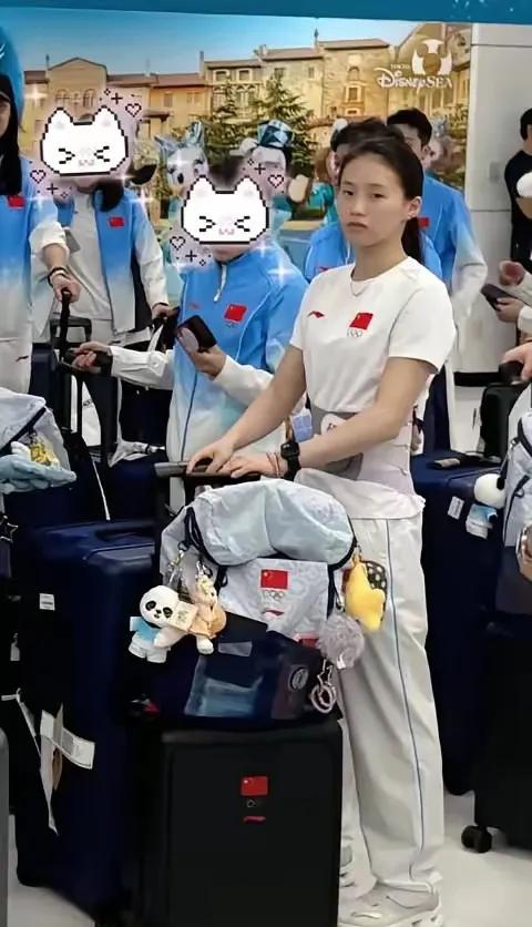 在亚运会的奖杯层面，陈芋汐应该也是不如张家齐，或者羡慕张家齐的，毕竟陈芋汐如今没