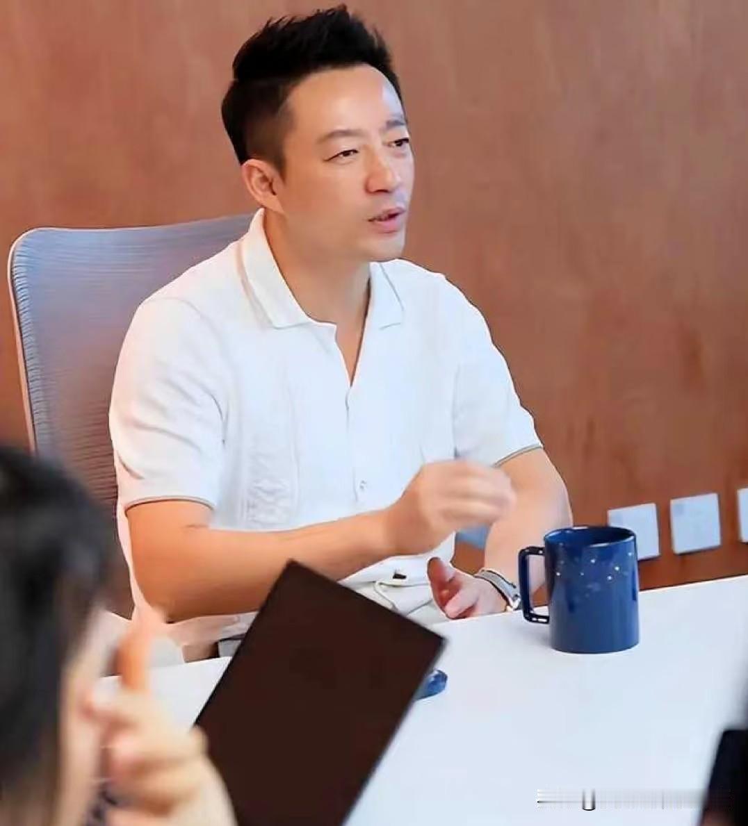 汪小菲起诉孟贺网络侵权的官司赢了。孟贺不但要在社交平台连续三天向汪小菲赔礼道