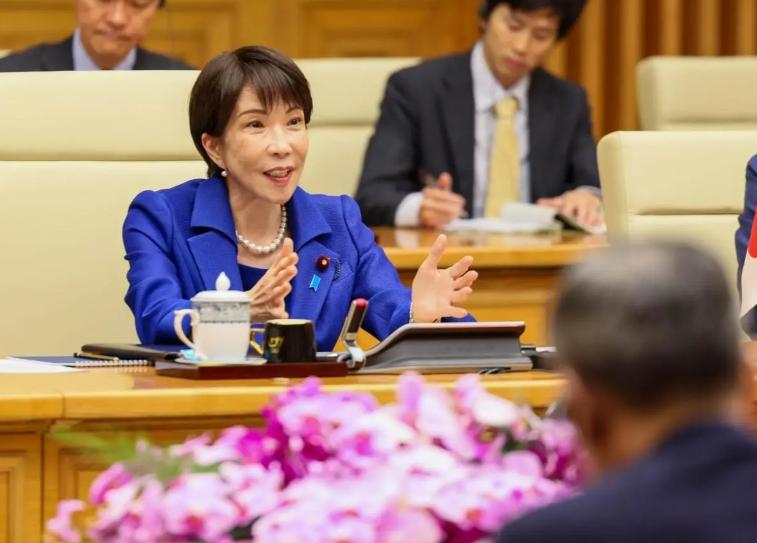 中国愿帮助，日本沸腾了。7月29日，日本终于等来了中国的回应。中国不仅送来