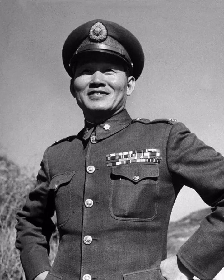 1987年，蒋经国去看望被幽禁33年的孙立人，见面后，孙立人提了3个要求