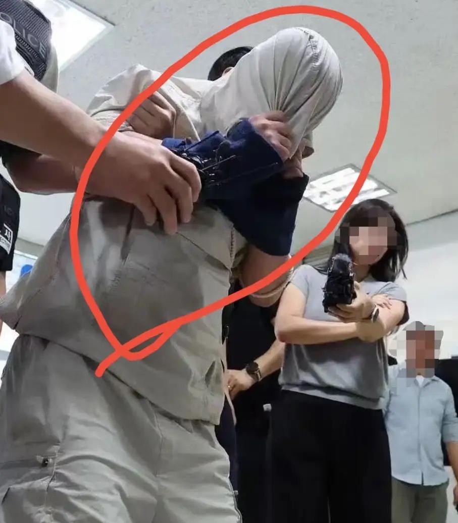 全招了！中国女生在韩遇害案嫌疑人供述，勒女孩并肢解。原来这个郑某在韩国打两份工