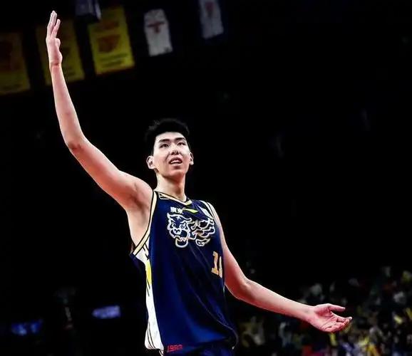 朱芳雨将再度出手，召回杜锋的爱徒？还真有这个可能！ 上一场广州队跟青岛队打得