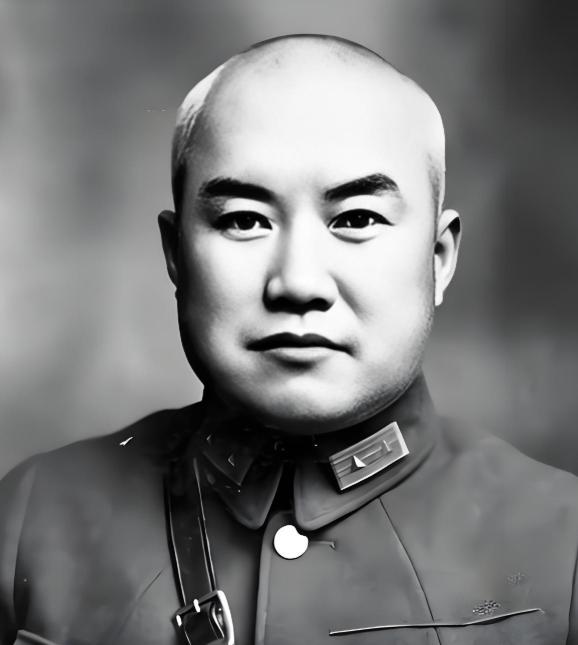 1948年，国民党中将周福成的女儿专程来到沈阳劝父亲起义。谁知，周福成勃然大怒，