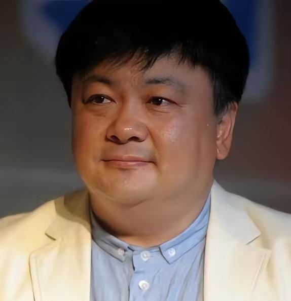 1991年，保姆向洪剑涛借10万买房，洪剑涛二话不说便将钱给了她，谁知，十几年后