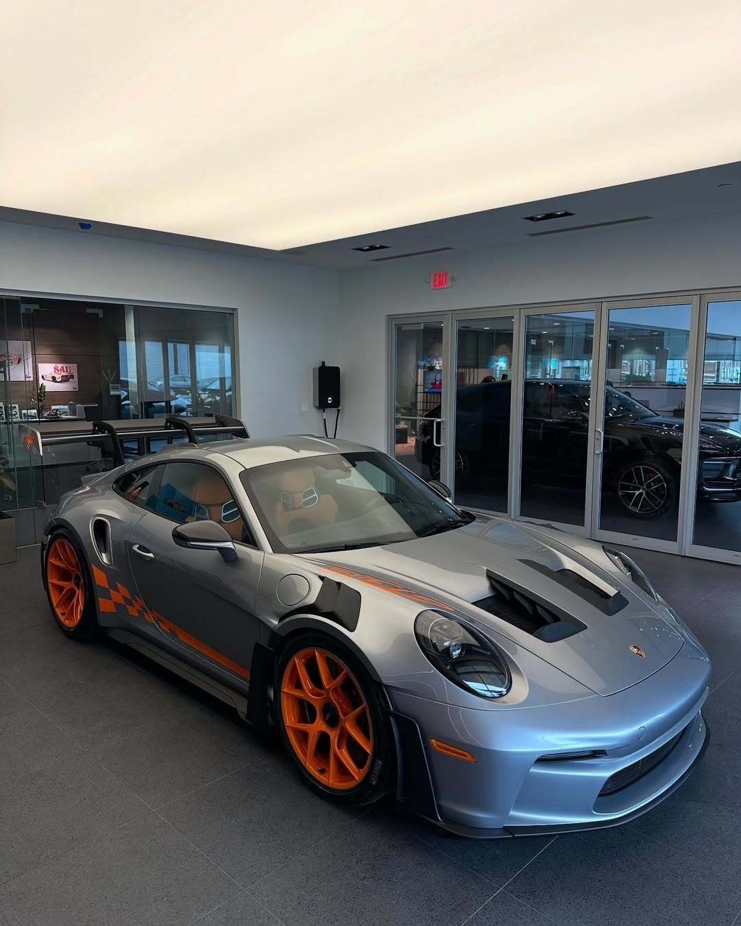 992GT3RSCXX油漆：GTSilverMetallic​​​