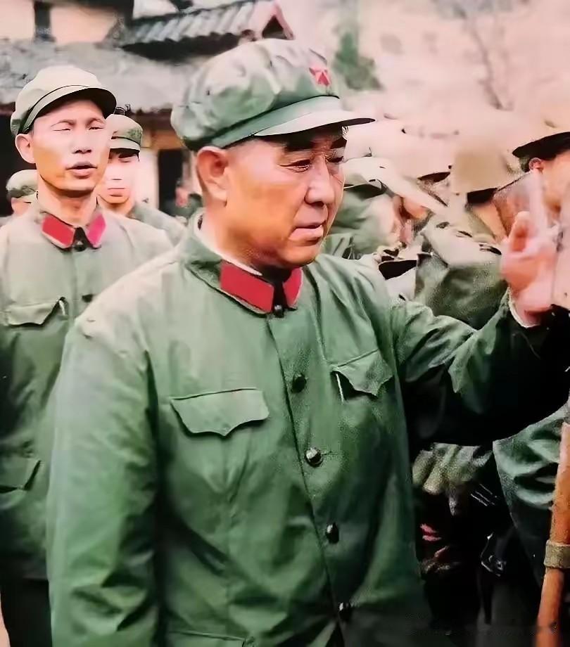 当年十四军拿下老山，立下赫赫战功。可军长刘子波，没等来提拔，反倒被一纸调令，直接