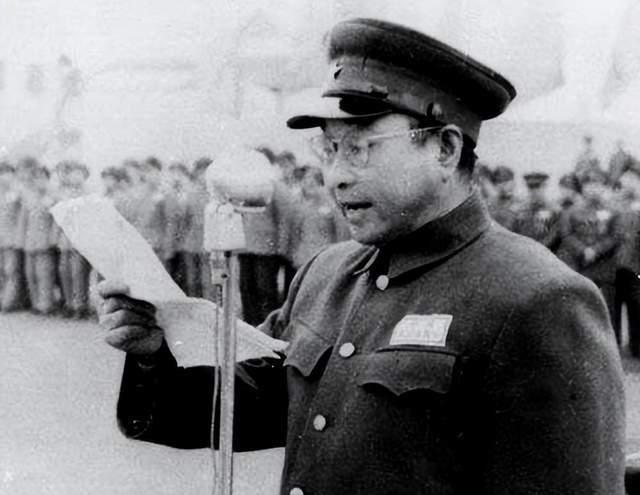 1952年，弹道专家张述祖对陈赓说，有个弹道专家很稀缺，陈说，那就赶紧要过来呀，