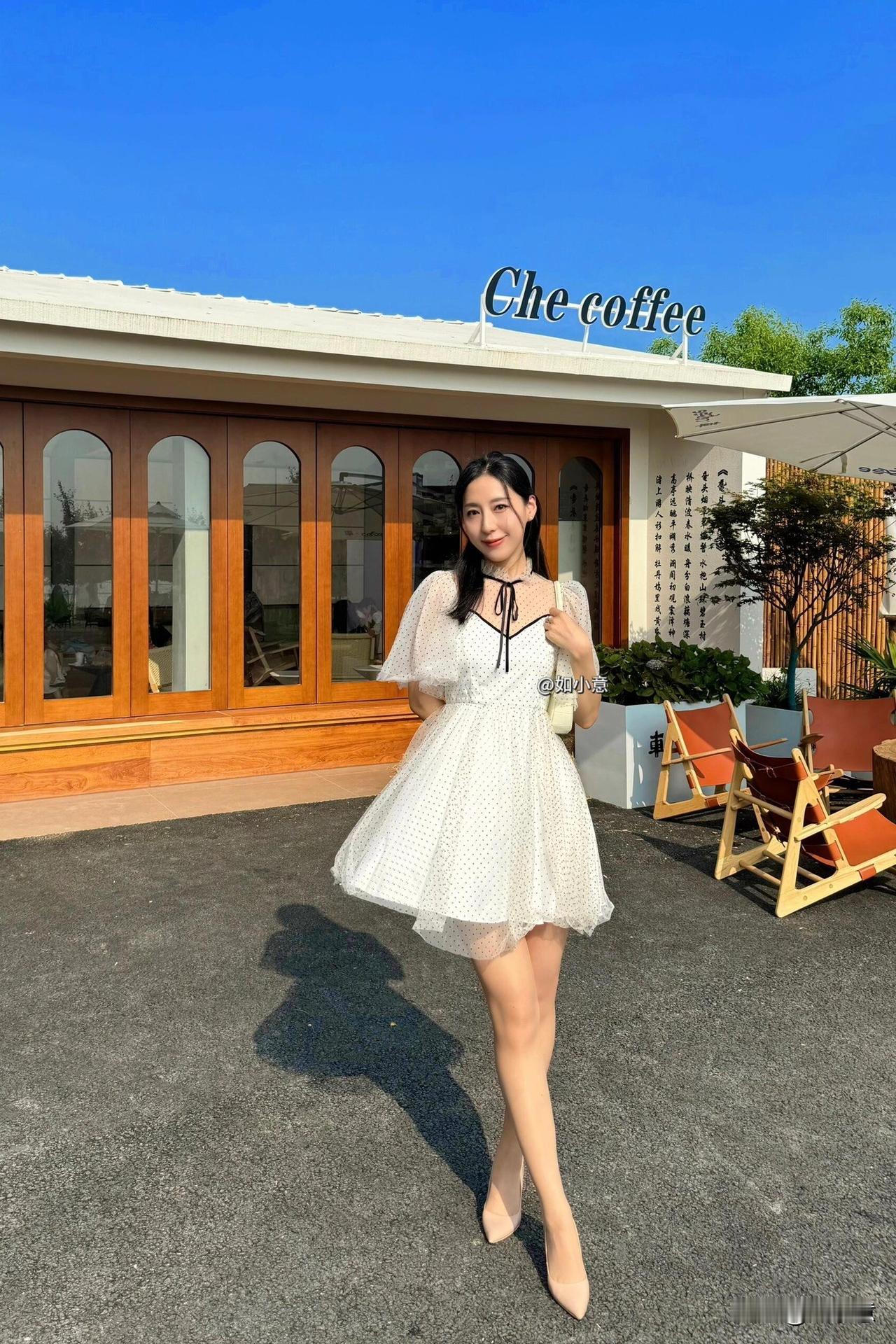 无锡的小洱海这么浪漫啊！没想到无锡的太湖边这么浪漫喝着咖啡拍拍照，好惬意呀！