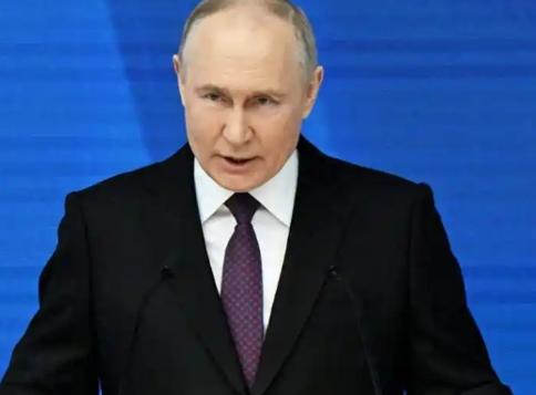 风向好像真变了，俄罗斯的炮口，正在从乌克兰慢慢调转，直接对准了法国，起因是几枚砸