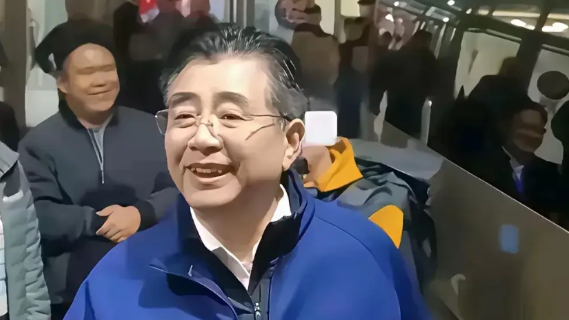 有一说一，难怪是足协主席呀，这心态是真的好啊，尽管国足不争气吃了三个鸭蛋，部分球