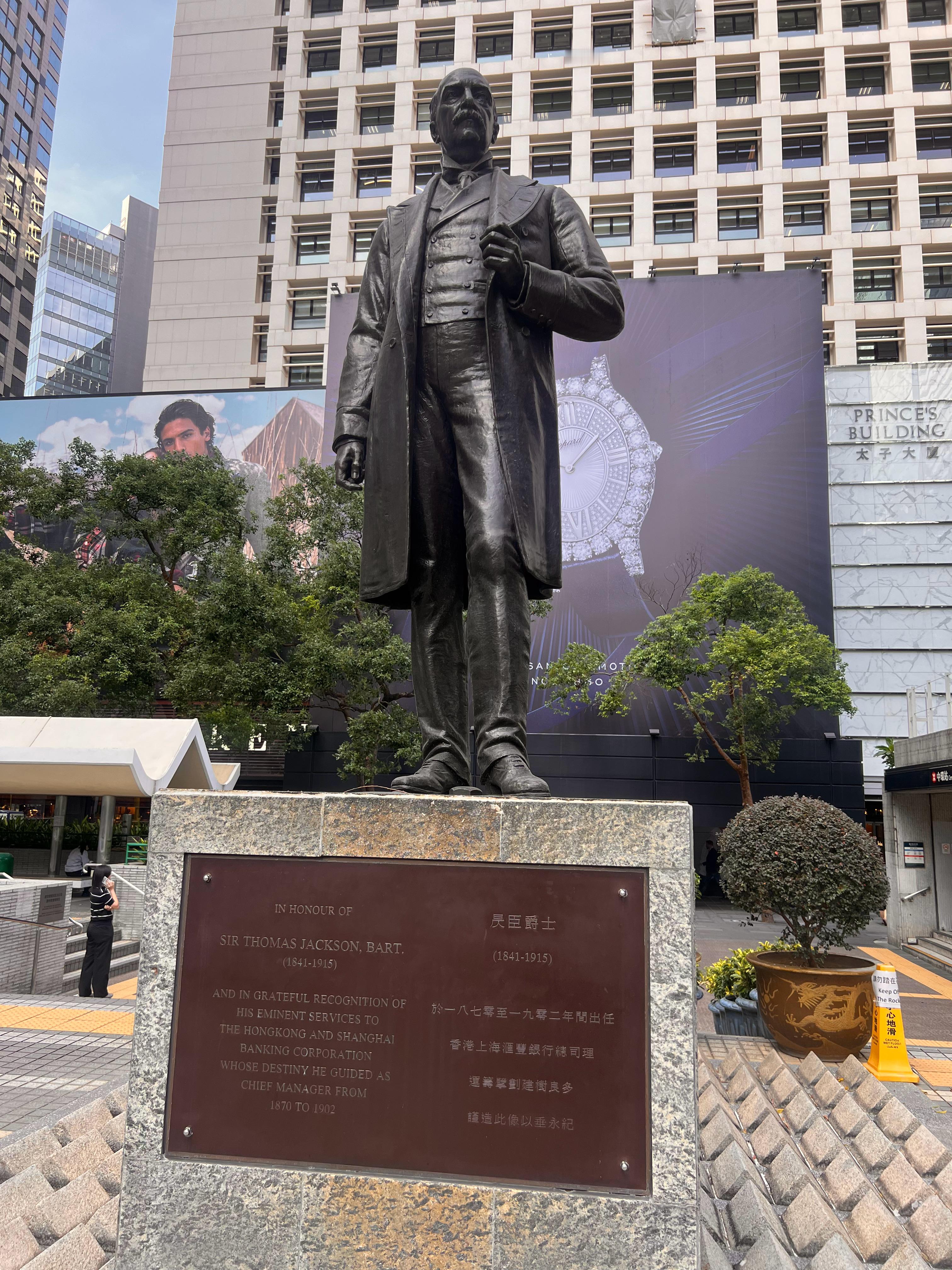 据我们深入考察多个行业，大部分上市公司都是缺钱的，股价涨到一定的程度，一定会减持