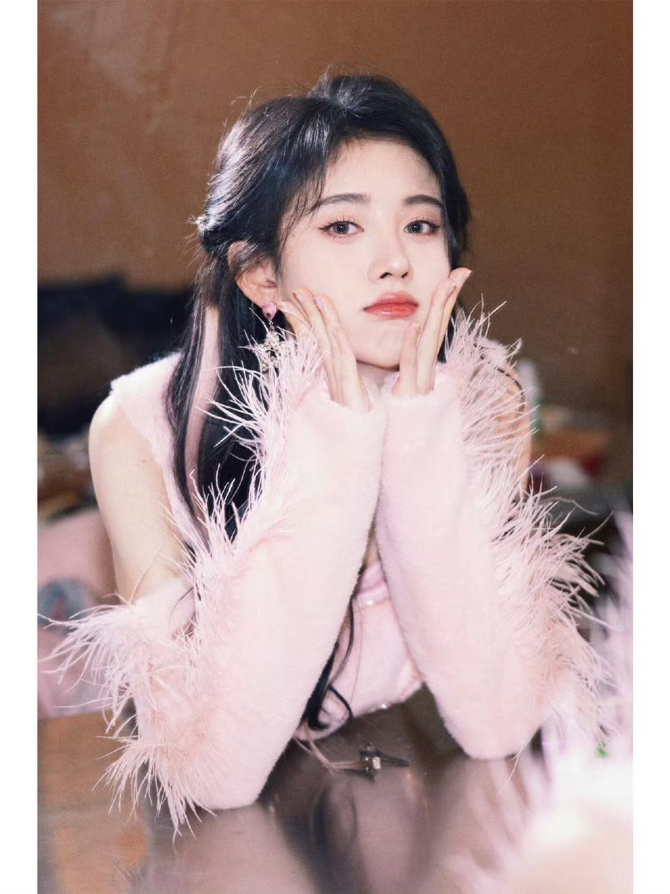 鞠婧祎这组图没见过诶，少女心爆棚​​​
