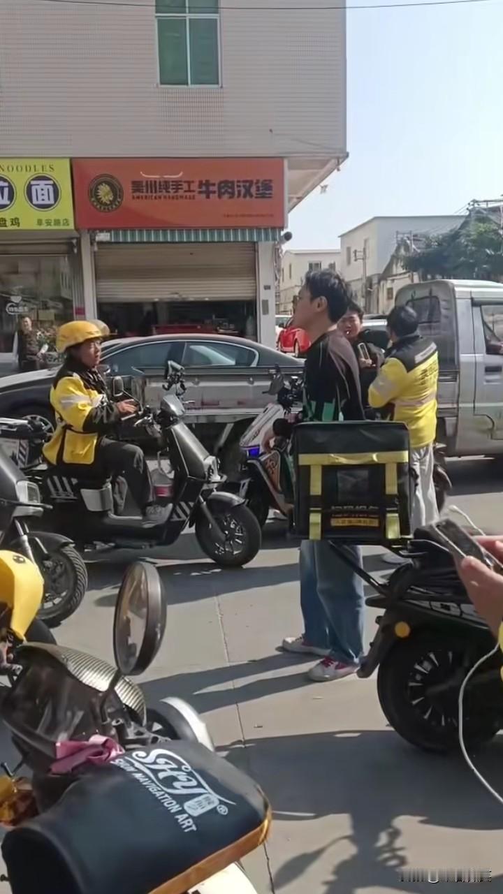 汕头这家店的老板，一句“禁止犬吠，狗和外卖员禁止入内”把自己的店干倒闭了！不仅向