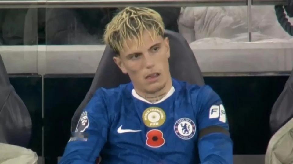 加纳乔转会风波引发质疑：原来主帅马雷斯卡早被“架空”？据英国《天空体育》和《