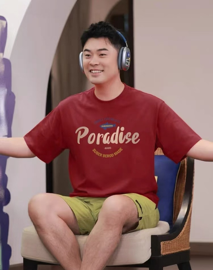 1.张含韵目前的恋爱是男方拖着不结婚，男方亲妈还是觉得她配不上自家儿子，一直拦着