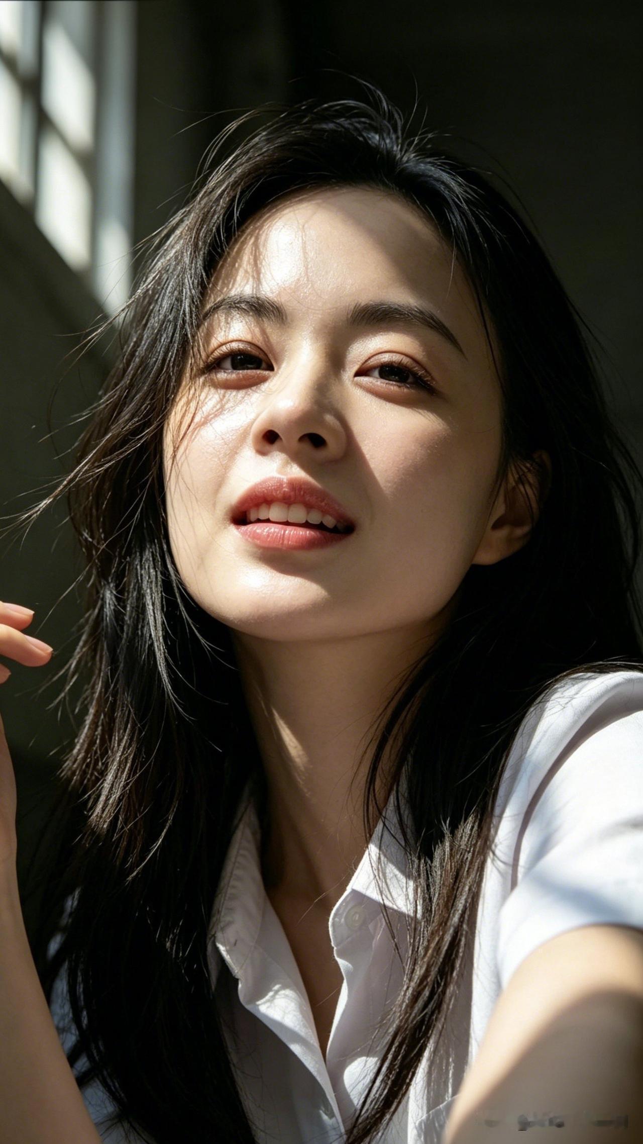 怎样穿搭能显示出温柔的女生气质?阳光洒进来的瞬间，少女微笑如初