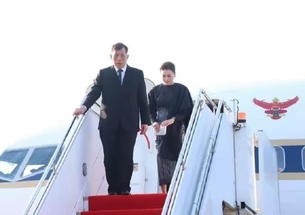 32年后泰国王后再访老挝！受高规格接待，正值泰国老挝建交75周年重要节点3月