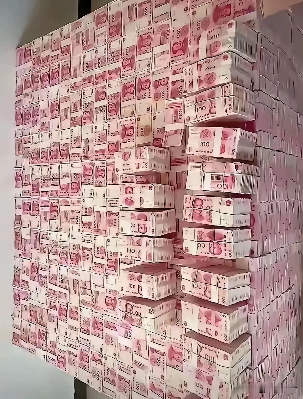 钱肯定不是万能的，但没有钱也是万万不能的。有钱能解决我生活中衣食住行