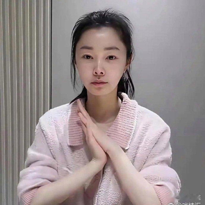 宋轶没化妆照片，鼻子是不是有点奇怪