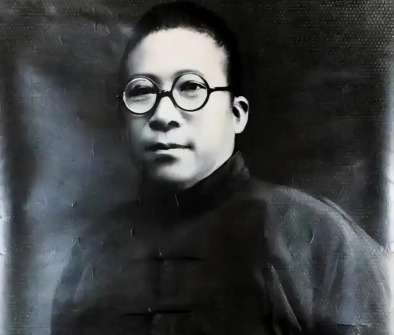 今天和一群老学究提及杨虎城的后人，谈论完，我们都感叹：杨虎城家族的人，真的都极其