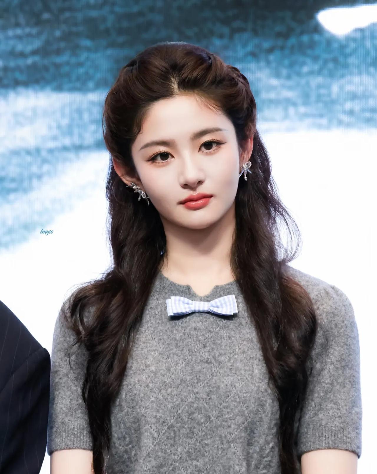 赵晴这次热搜，给所有女演员提了个醒，不是演戏要努力减肥，而是演员要时刻保持清