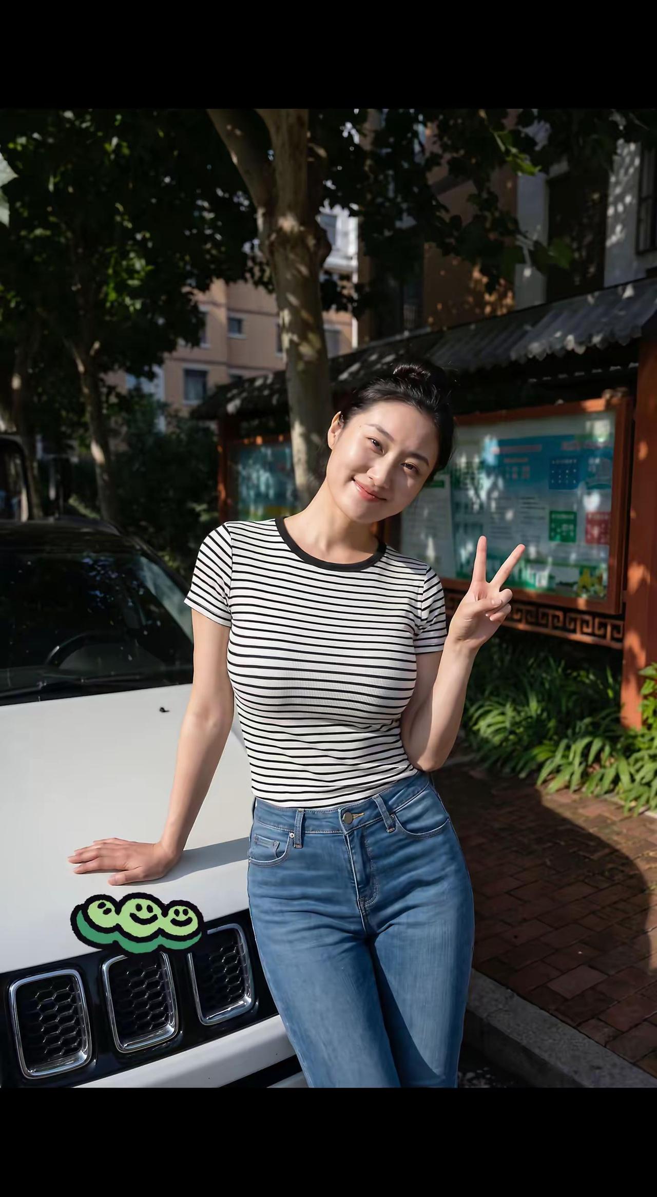 日常街拍精修，夏季休闲穿搭。街头citygirl的随性魅力谁能拒绝夏日姐感穿
