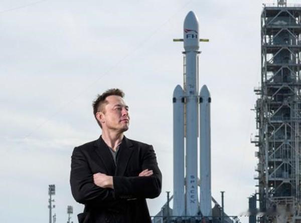 SpaceX申请发射100万颗卫星，我认为这将成为美国的太空武器。根据美国媒体
