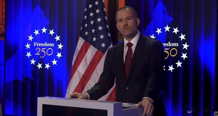 美国贸易代表：想和中国再谈谈，但不谈稀土。美国应该把中国输美商品的关税砍掉一半以