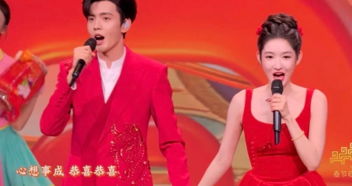 没恶意..感觉他们每个人都有该牵手的人