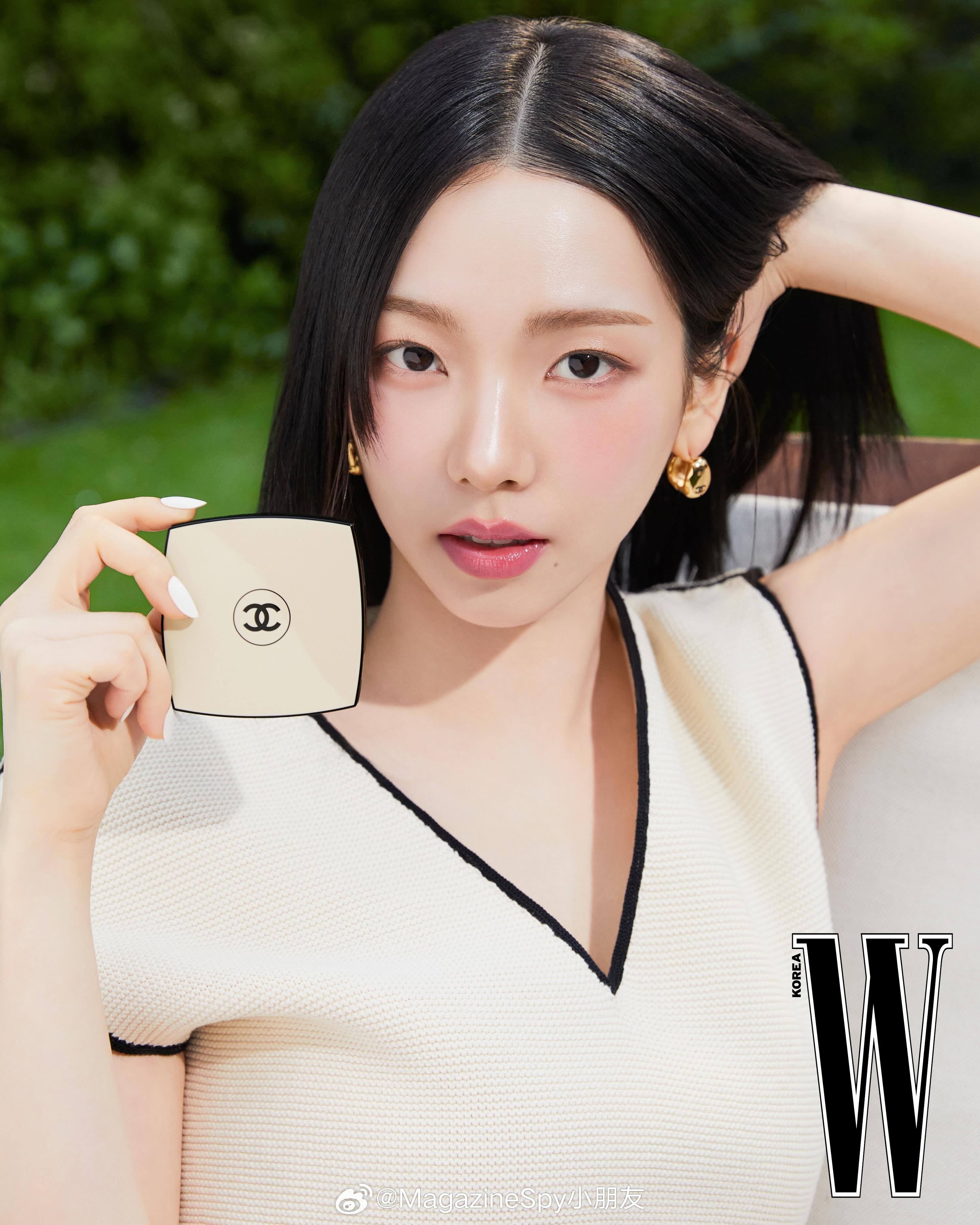 刘知珉柳智敏出镜韩版W“首尔爵士音乐节”电子刊封面💫ChanelBeaut