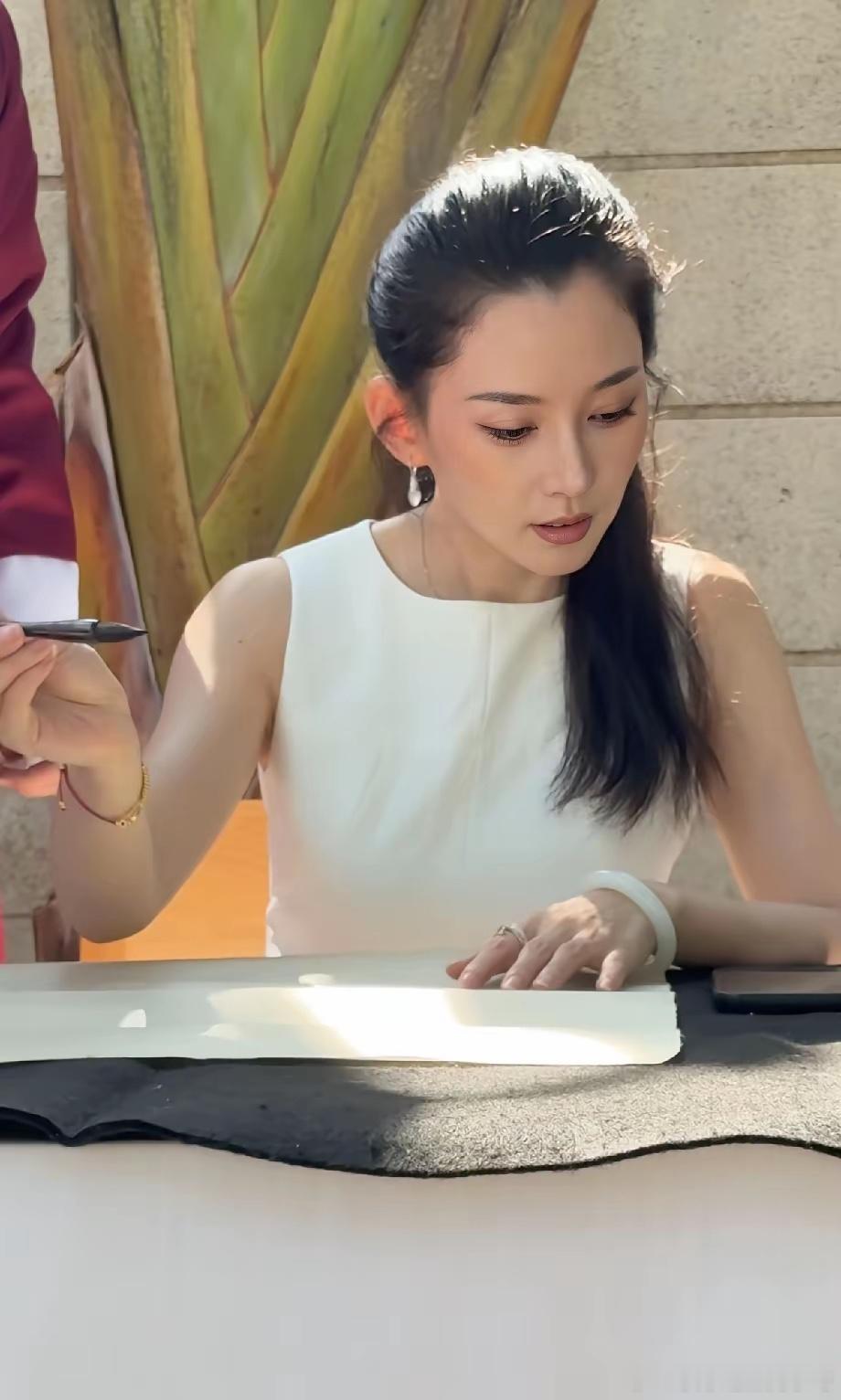 森林北，感觉她才40多的人了，外貌身材不输20的啊，人生这一辈子！不过几万天！佩