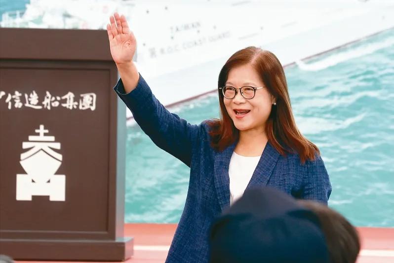 【台"海巡"基层官兵举报的！】民进党当局海洋委员会主委管碧玲在我东部战区军演期间