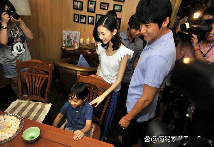 十年前的，景甜和陆毅！那时的景甜，好瘦呀！