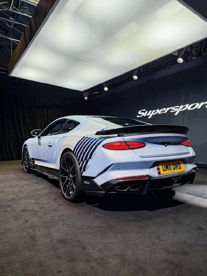 宾利ContinentalGTSupersports这玩意儿谁能不爱啊！
