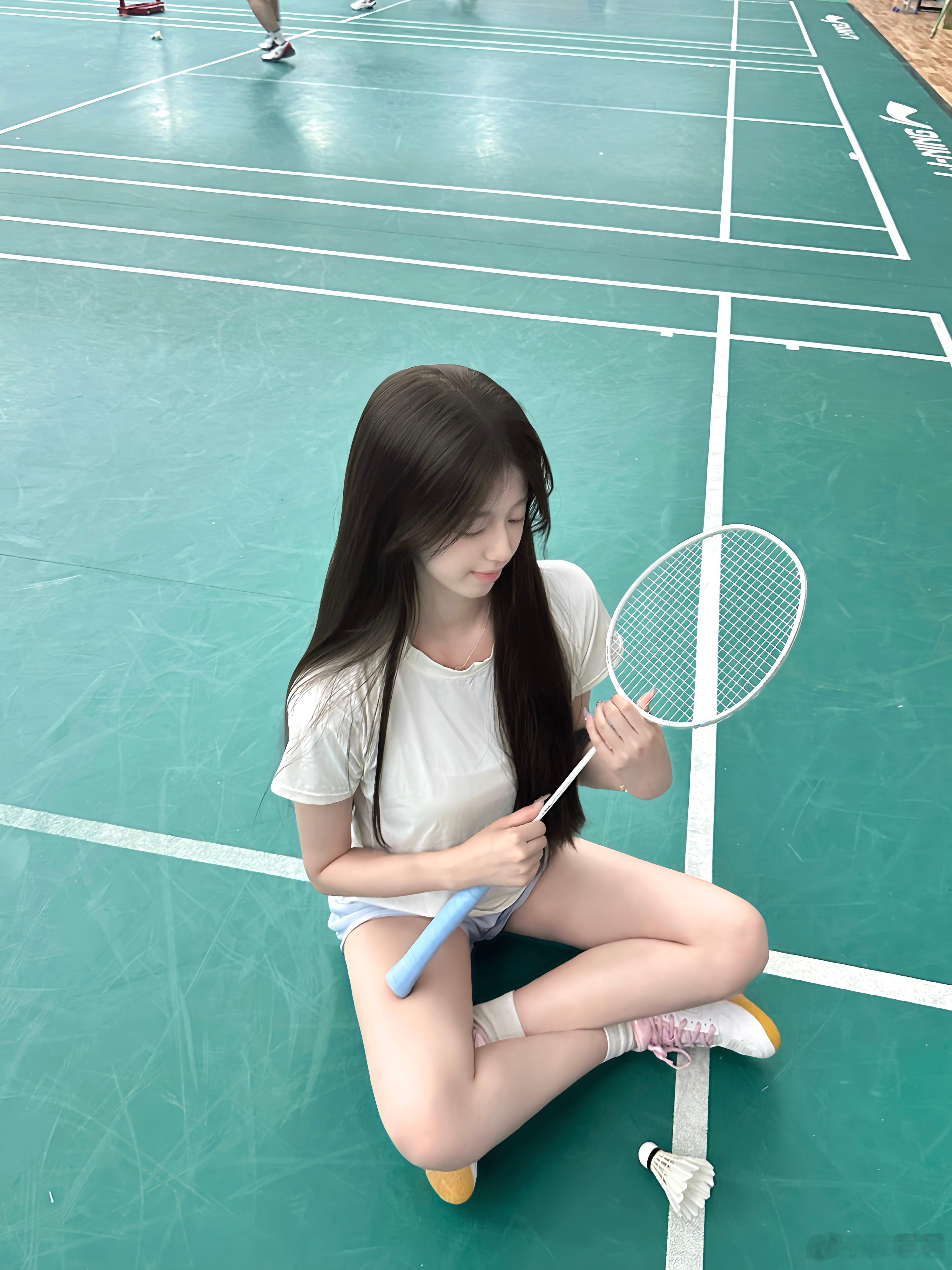 打球🏸​​​