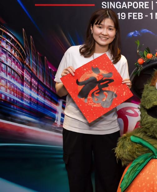 新加坡大满贯桥本帆乃香3:2斯佐科斯让二追三晋级16强，下一轮对阵陈熠！2月2