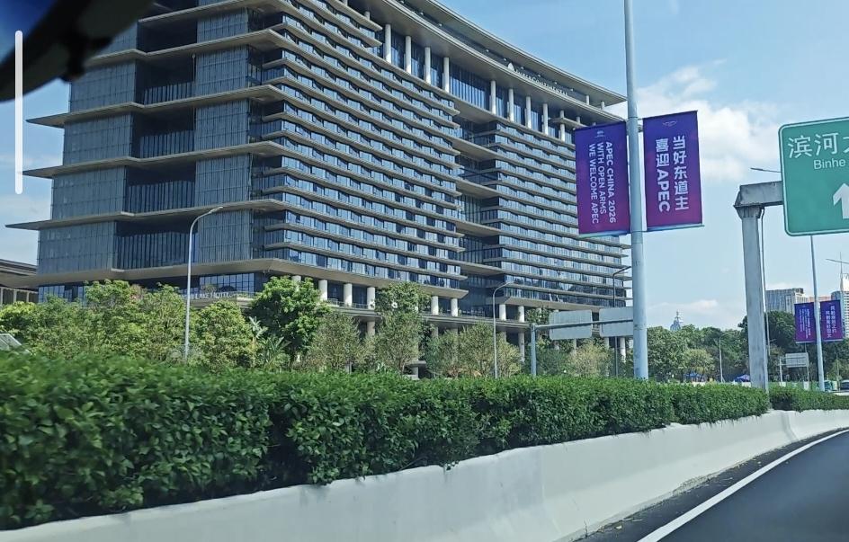 新深圳速度！最近几年我一直用镜头记录深圳APEC会议举办地深圳香蜜湖的进度，感受