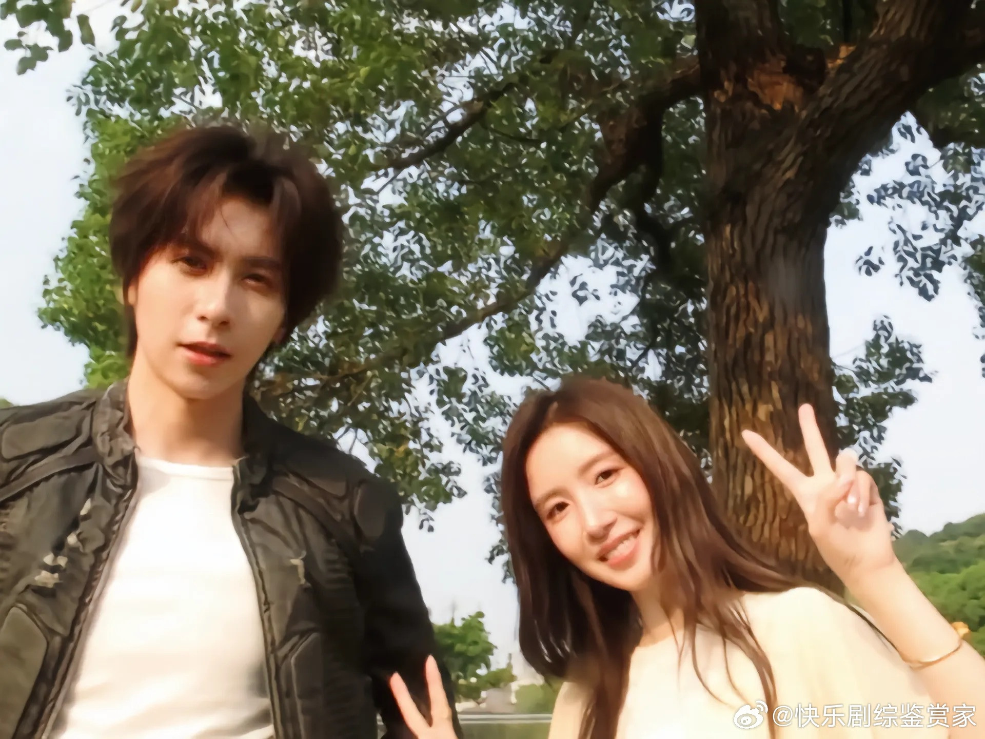 卓晴cp求婚后又回心动9了卓晴回心动娘家啦！从心动小屋双向奔赴到顺利求婚，侯卓成