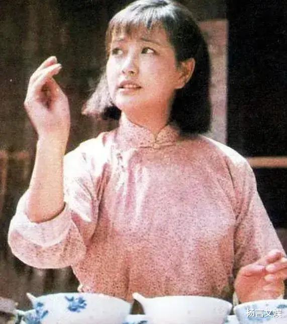 《芙蓉镇》像牲口一样活下去!