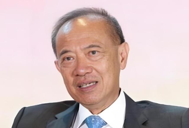 终于有人说出了大实话！新加坡前外长杨荣文说：不要看美国动不动就威胁中国、制裁中国