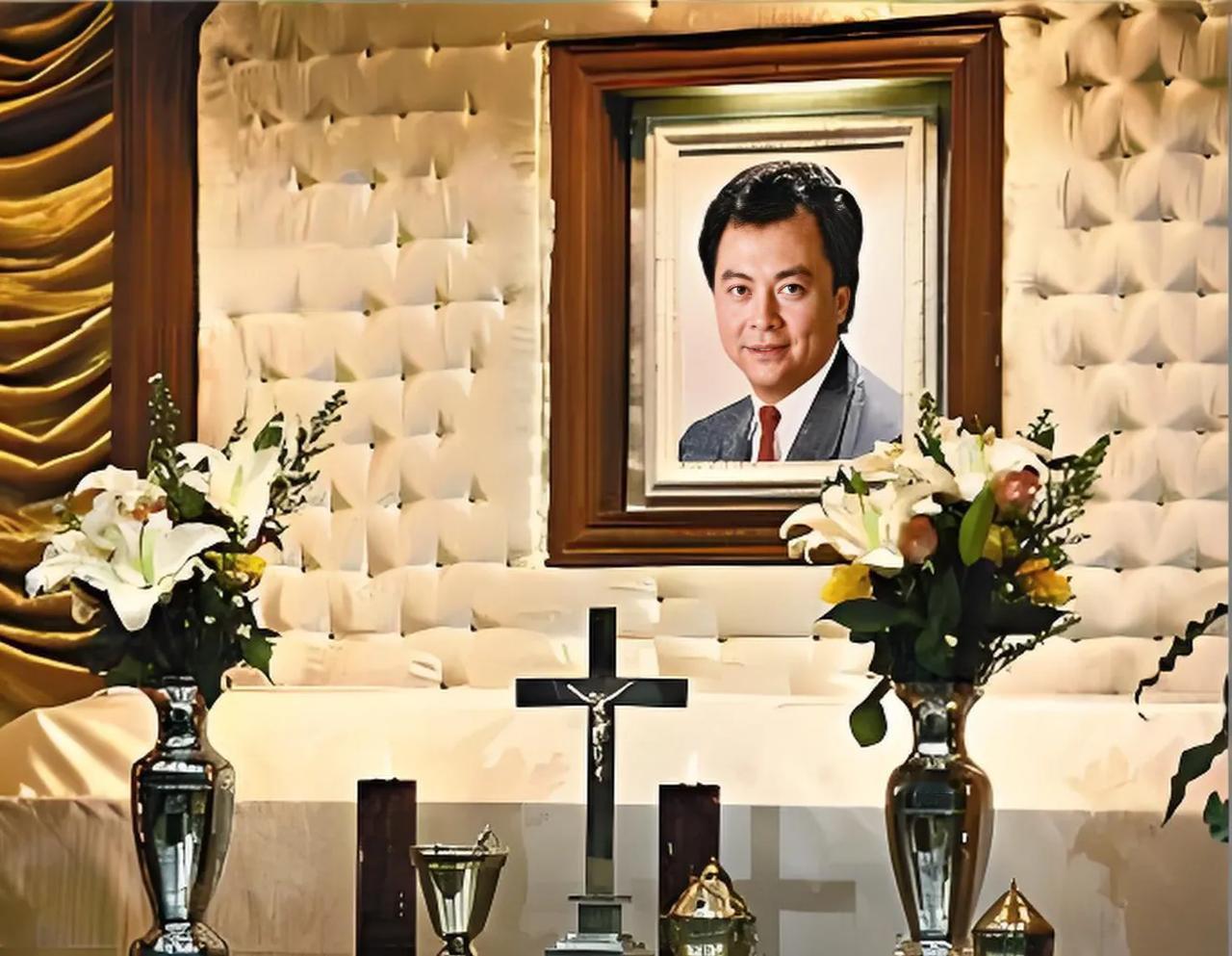 2008年5月，亚视台柱刘志荣病逝，外甥女杨羚哭成泪人。刘志荣出身演艺世家，爸