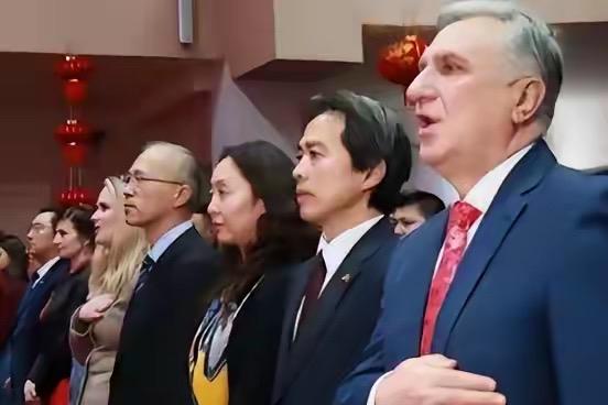 震撼！乌克兰科学家来华第一要求：先恢复党员身份，待遇排第二一段鲜为人