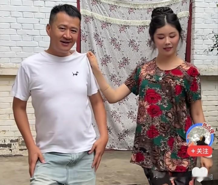 不看好影视演员李嘉明的婚姻近日，经常刷到影视演员李嘉明和妻子小月月拍摄的生活