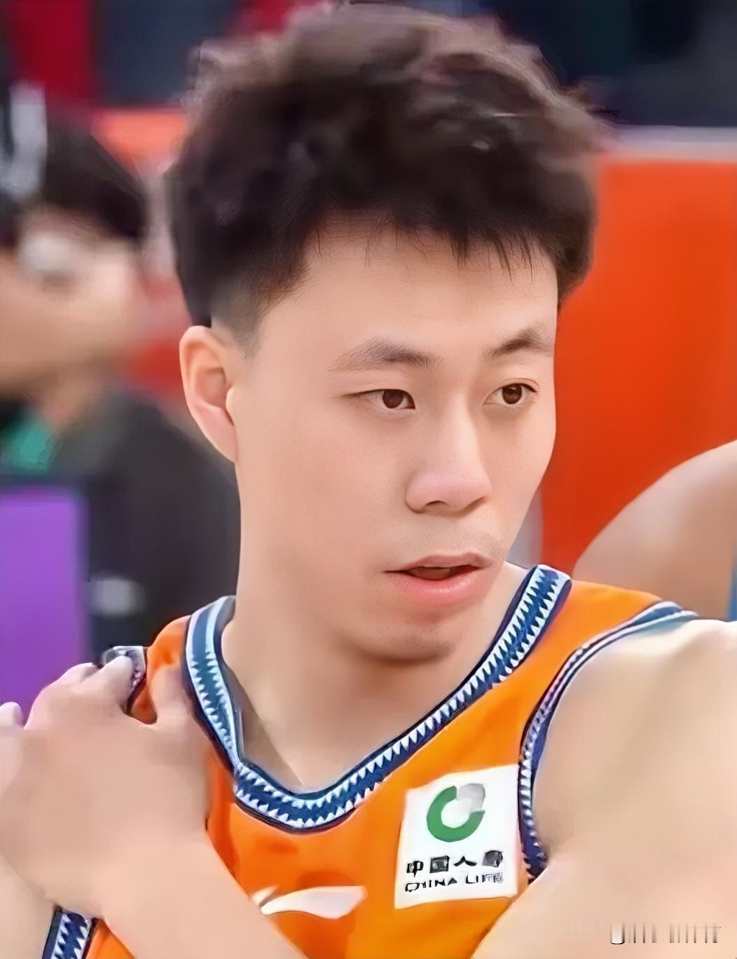 上海战胜北京，张镇麟满分，他的作用数据无法体现，不仅仅是防守，还有这个原因。c