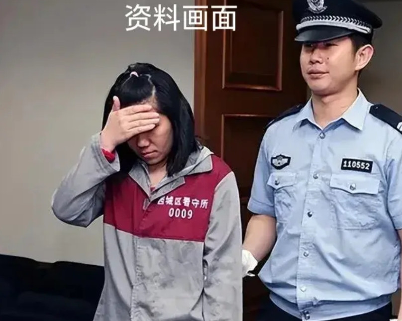 30岁女子想自尽却没有勇气，居然把邻居砍死来达到目的！山西阳泉1997年出生的