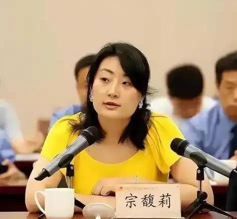 豪门恩怨实在是让人看不懂？或许宗老自己做梦也没想到，一世英名，毁于一旦，三名非婚