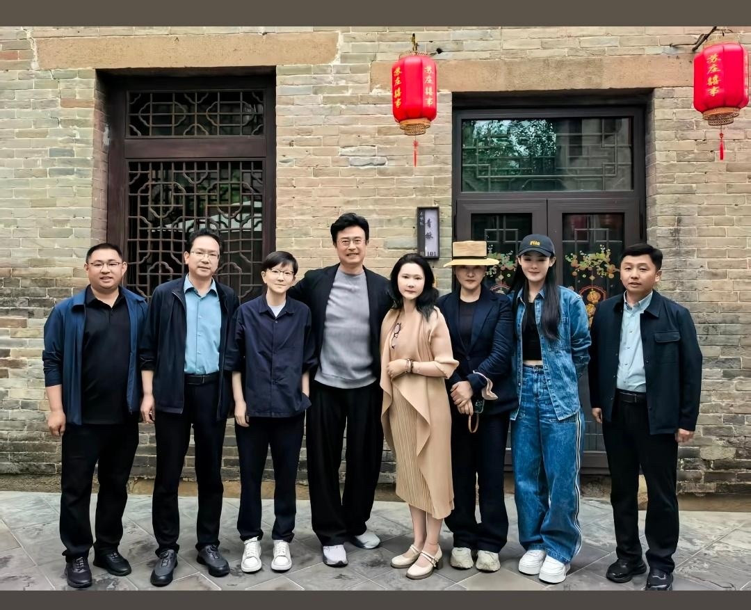 那一天那么多人呢？陈丽君